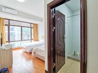 广州珠三角温泉度假公寓(温泉西路分店) - 精致欧式七室三厅套房