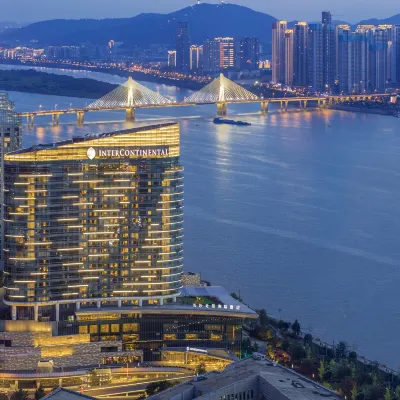 InterContinental Hotels CHANGSHA by IHG Hotels near The 2nd Xiangjiang Bridge