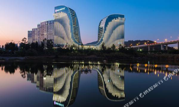 Hualuxe Hotels and Resorts Xiamen Haicang Harbour View