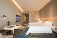 Kaimei · City Travel  International Hotel Отели рядом с достопримечательностью «Колледж информационных приложений Цзянси (Колледж Ван Тонг)»