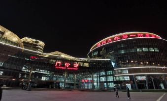 Qiqi Jinpin Hotel (Zhengzhou Zhengda First Affiliated Hospital East District Store)