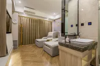 Manya Hotel