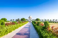 Nanhaiwan Sea-view Garden (Yangjiang Hailing Islan))d Shili Silver Beach)