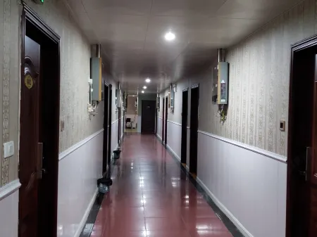 Yuechi Jinlong Hotel