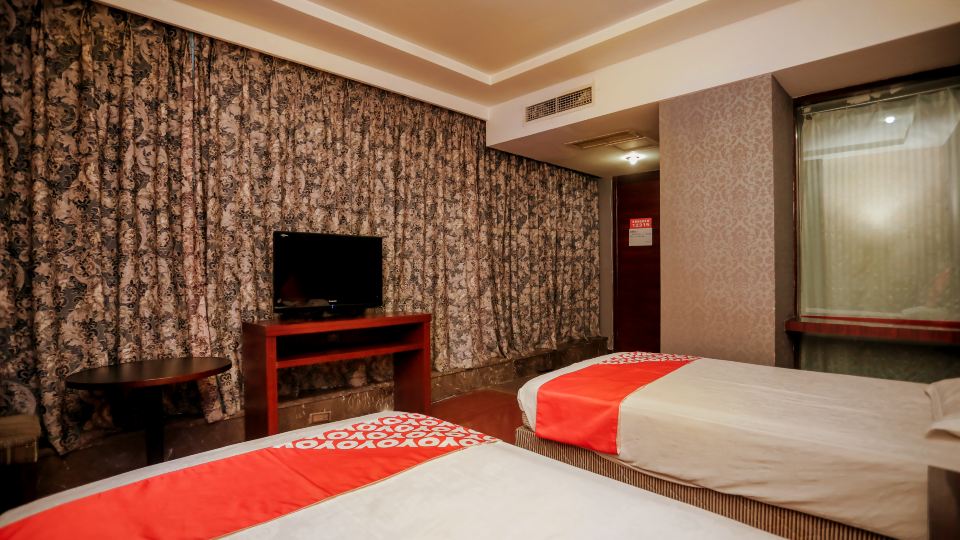 Zhangjiajie Caiyue Hotel