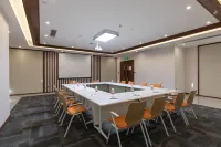Holiday Inn Express KAIFENG CITY CENTER by IHG - Business