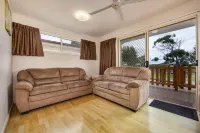 Wintersun Gardens Motel