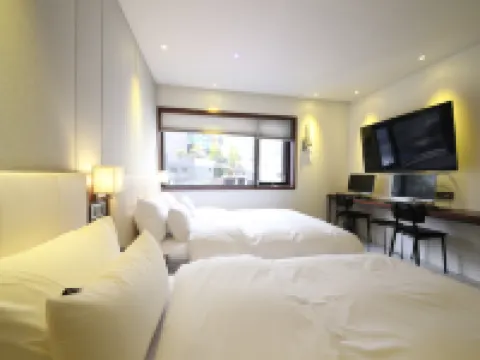 Brooks Hotel Tongyeong Hotels in Tongyeong-si