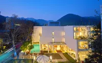 Moganshan Suyin · SUYIN Moroccan Style Garden Beauty Inn (Yucun Square Store) Hotels near Yucun Scenic Area, Mogan Mountain