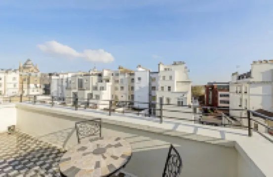 130 Queen's Gate Apartments