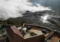 元陽過雲梯田精品民宿(多依樹梯田景區店)