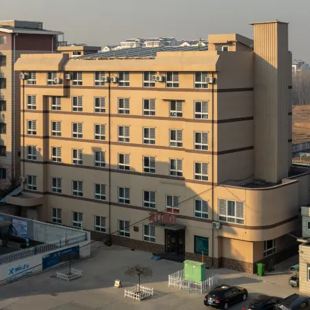 Longkou Holiday (Longkou Hotel Tower B)