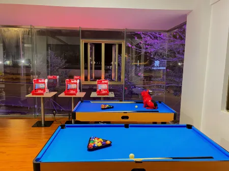 Nordic Peninsula Holiday Hotel(Zhuhai Jinwan International Airport) Отели рядом с достопримечательностью «Zhuhai College of Science and Technology»