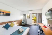 Metro Hotel Miranda Отели в г. Карингба