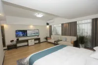 Macheng Cat Zhan Nianhua Hotel