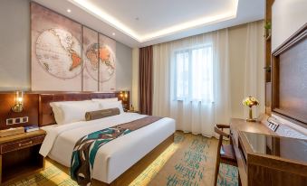 James Joyce Coffetel (Beijing Liangxiang Nanguan Metro Station)