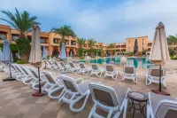 Zalagh Kasbah Hotel & Spa - สระว่ายน้ำส่วนตัว