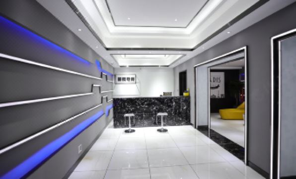Lufeng Hotel - Housity