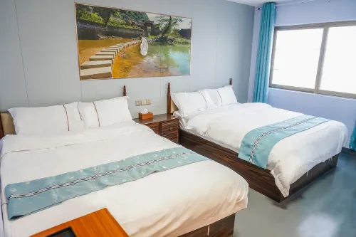 Fenglai Holiday Hostel