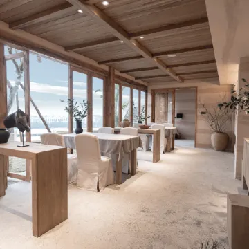 Zhenshan Qigu Hostel