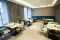 Homeinn Selected Hotel (Yibin Changning High-Speed Railway Station)