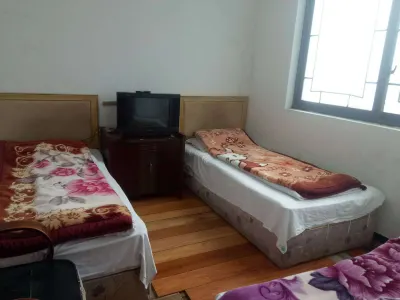 Weifenglv Hotel Hotel in zona Huayan Peak