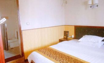 Langzhong Lanqiao Business Hotel