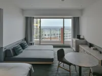 Lequ Okinawa Chatan Spa ＆ Resort فنادق في تشاتان