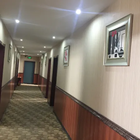 Yangqu Deyuan Hotel