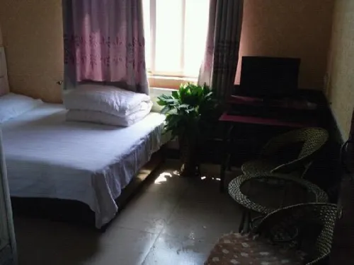 Anyang County Yiren Inn - 2 étoiles