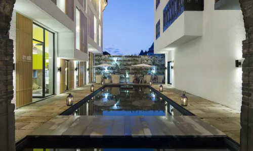 Wuzhen Moyitang Humanities and Arts Hotel