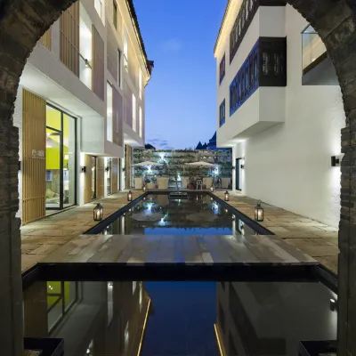 Wuzhen Moyitang Humanities and Arts Hotel Các khách sạn gần Mao Dun Memorial Residence
