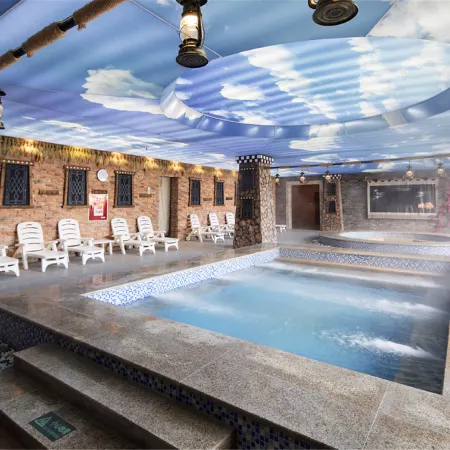 Snow Area Garden Hotel