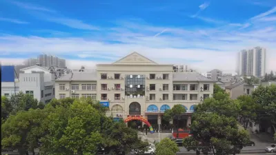 즈장 보얼만 호텔 지장 버스 터미널 주변 호텔