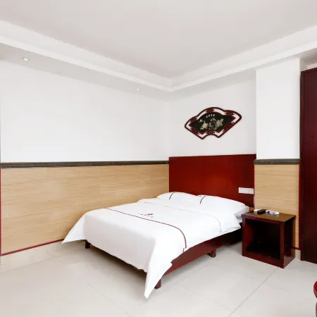 Tian'ehu Hotel (Lingshui Huayuan Road, Huifeng Plaza)
