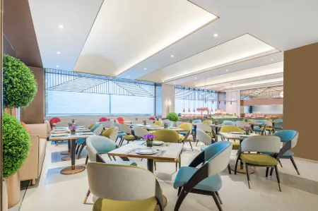 Citadines Xujiahui Shanghai Отели рядом с достопримечательностью «Shanghai Harbor Longwu Harbor Company Wharf»