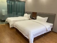 汶川富和美酒店 - 江景高级双床房