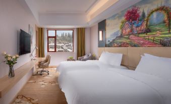 Vienna Hotel (Lijiang Old Town)