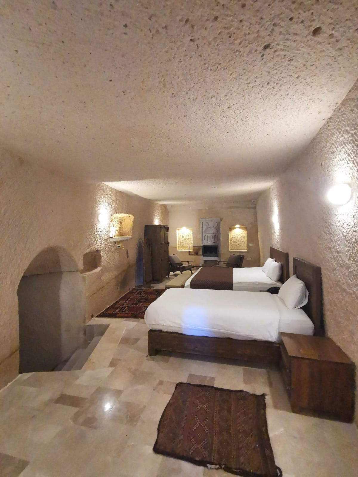 Helike Cave Hotel