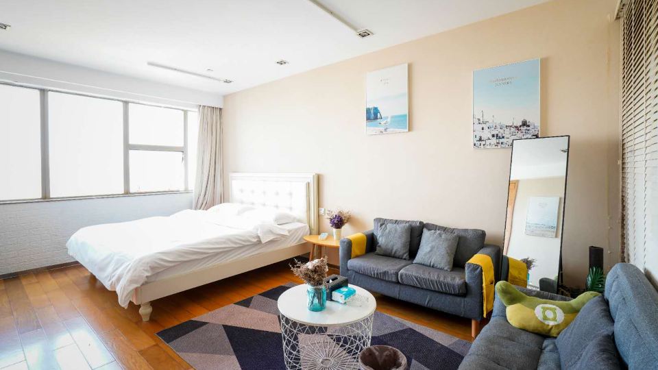 Big Tree Apartment