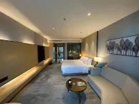 Mangshi Suiton Plus by Paxton Hotel (Dehong Mangshi Airport)
