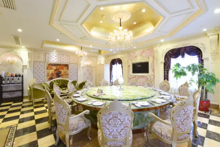 Huhua International Hotel (Shanghai Wujing Hua Normal University Branch) Отели рядом с достопримечательностью «Zhuanqiao Park»