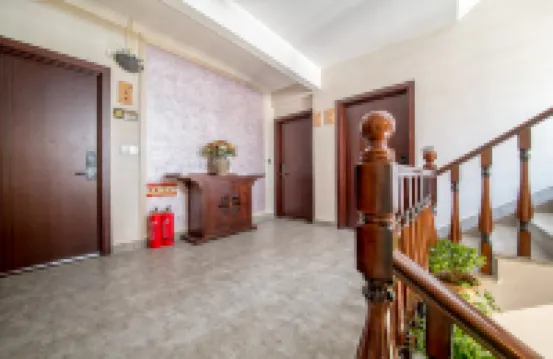 Liuhe Yunju Guesthouse