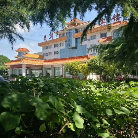 Zhuanglang Bauhinia Hotel