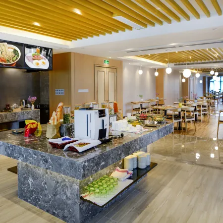 Days Inn by Wyndham Shaoxing Yuecheng, Lu Xun Native Place