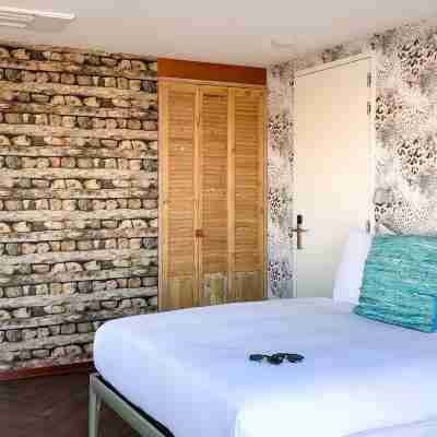 Beachhouse Hotel Rooms