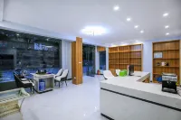 Cuifeng Zhixuan Homestay (Yangshuo West Street)