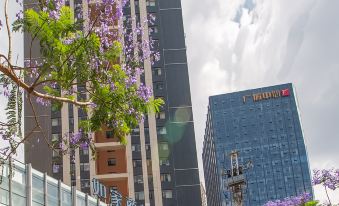 Homeinn Selected Hotel (Tongde Kunming Shopping Center Wan Hong Road)