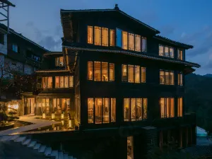Sanchunli Meng Resort Hotel