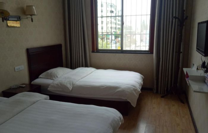 Pingli Baxian Hotel